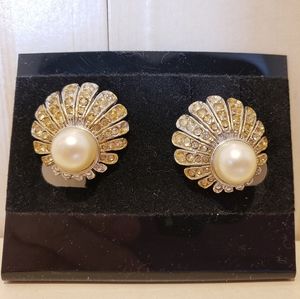 Vintage Stannard Signed Pearl and Rhinestone Clip-On Earrings
